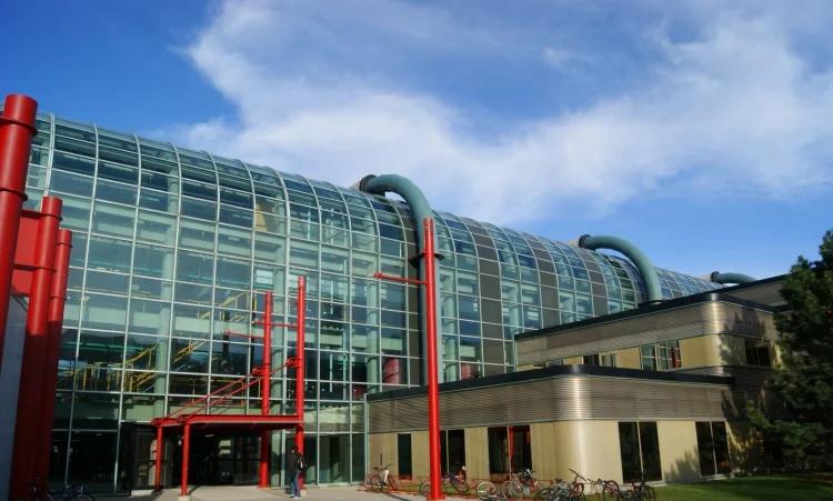 University of Waterloo Davis Centre Library